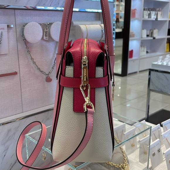 MICHAEL KORS
Mercer Medium Top Zip Color-Block Belted Satchel Crossbody Purse - Picture 13 of 16